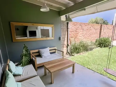 Depto Tipo Casa en Venta de 4 ambientes