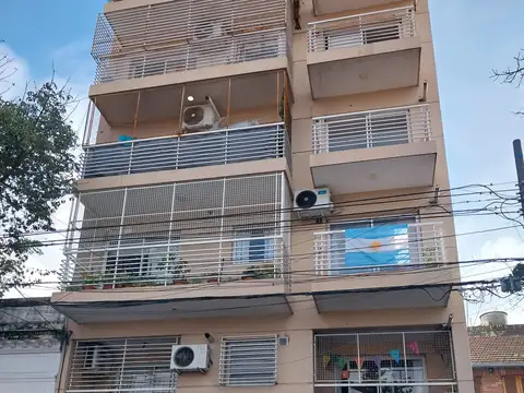 Neuquen 2600, Piso 3