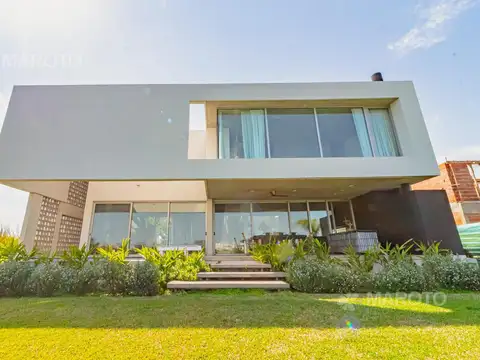 Casa en Venta en Puertos - Muelles, USD 695.000