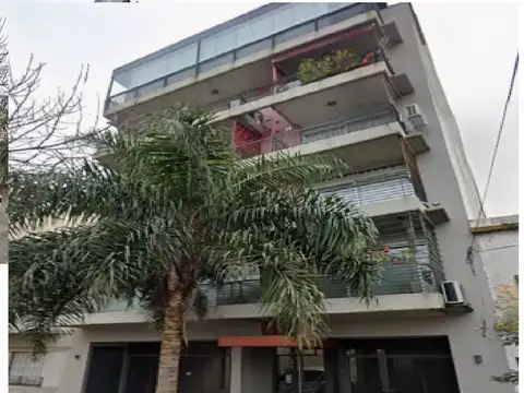 EXCEPCIONAL MONOAMBIENTE AL FRENTE * 1 CUADRA DE SHOPING*