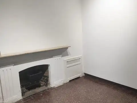 Casa en alquiler / apto oficinas.