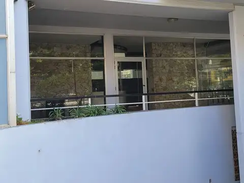 Local en Venta 25 años