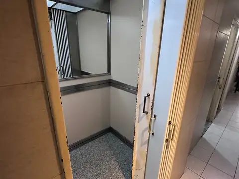 Departamento en Venta en Villa del Parque, USD 185.000