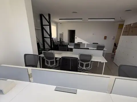 Oficina Monoambiente con 3 baños