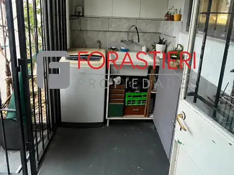 PH en venta de dos ambientes en Beccar