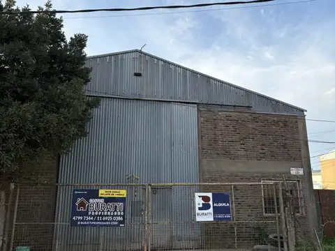 ALQUILER AMPLIA NAVE INDUSTRIAL 650 M² EN LOTE DE 1.400 M²