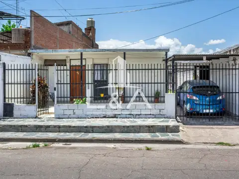 Casa en venta 3 dormitorios en Barrio El Tribuno
