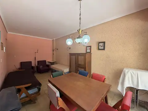 Bolívar 2100, Piso 1