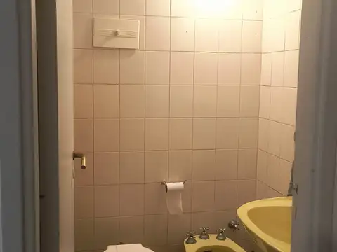 PH EN PLANTA BAJA DE DOS AMBIENTES CON PATIO, SIN EXPENSAS 