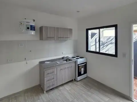 PH 2 AMBIENTES RECICLADO CON PATIO, BARRIO DON BOSCO