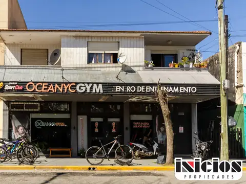 Departamento: Newbery N° 1123 E/ Av Sarmiento y Entre Rios - Mar de Ajo - C582