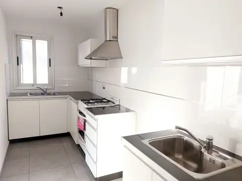 Departamento en Alquiler con 1 cocheras