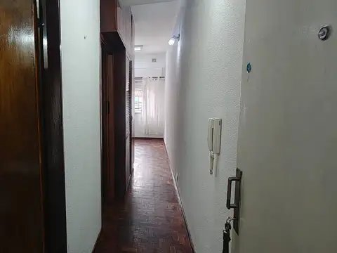 Nicolás Avellaneda 900, Piso 1