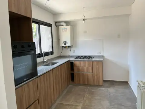 Departamento 3 ambientes con 2 baños