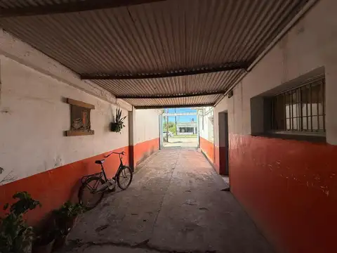 Casa 7 ambientes con 3 baños