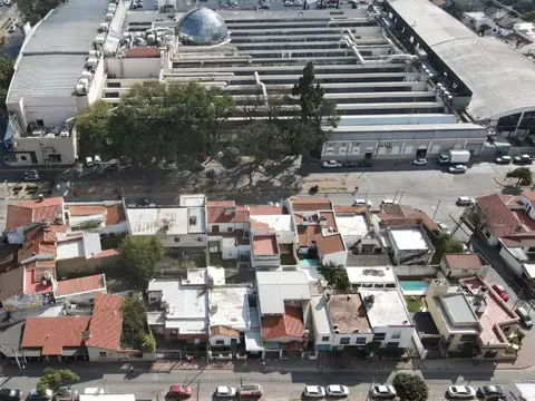 Av Bicentenario