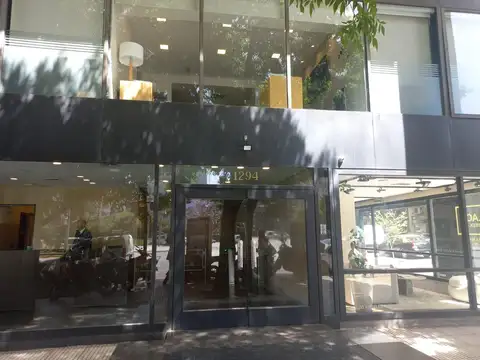 JUNCAL 1290. ESQUINA CERRITO.