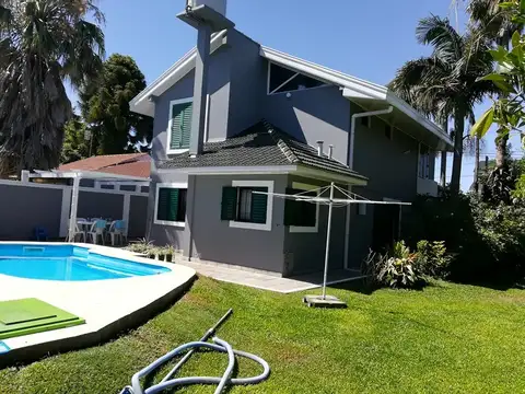 Casa en Venta con 1 cochera