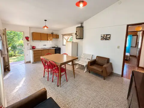 VENTA CASA 3 AMBIENTES  4 cuadras del Mar