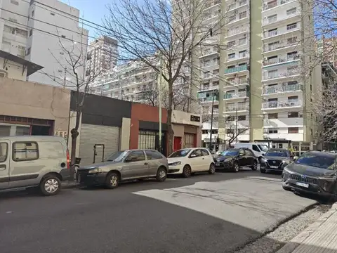 Local en Alquiler Via Pública