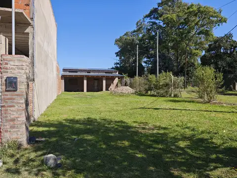 Venta casa a terminar  barrio Lomas de Alicia, Granadero Baigorria