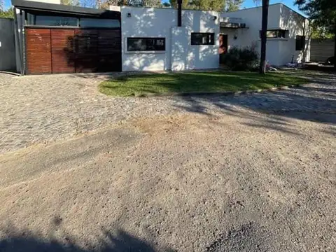 CASA EN ALQUILER
