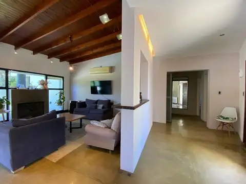Casa en Alquiler en Solares Del Carmen, $ 2.000.000