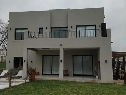 Casa en Alquiler Temporal de 3 dormitorios