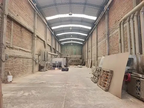 Galpon en Venta 9  mts Frente