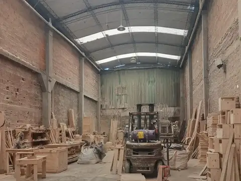 Galpon en Venta en San Fernando Carupa, USD 275.000