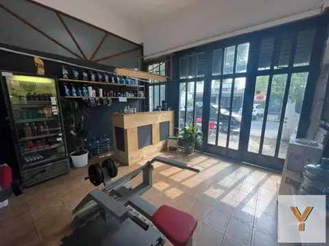 Local en Venta en Barrio Norte, USD 180.000