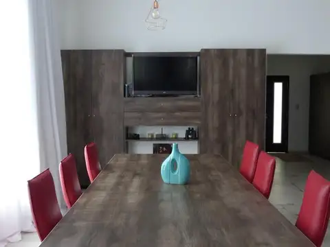 Casa en Venta en Santa Irene, USD 310.000