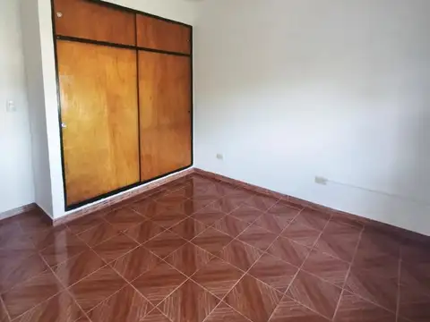 Depto Tipo Casa 2 ambientes con 1 baño