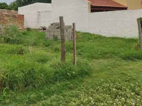 Terreno en Venta 8  mts Frente