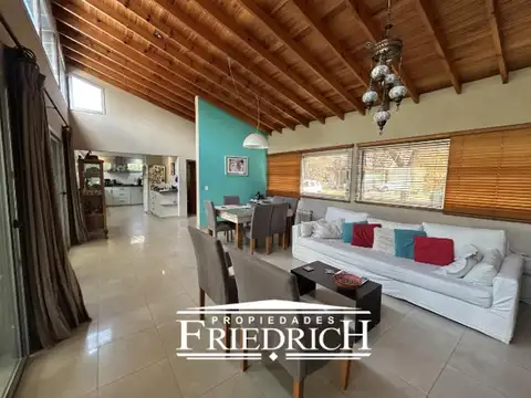 Casa en Venta en Los Puentes, USD 270.000