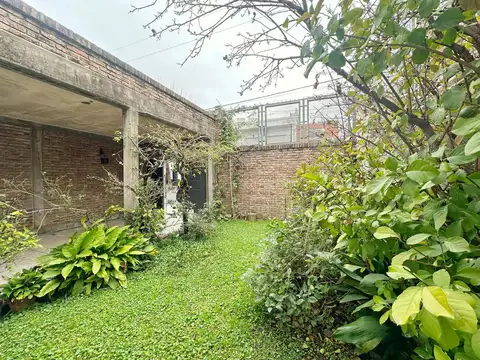 Casa en Venta en Valentín Alsina, USD 165.000