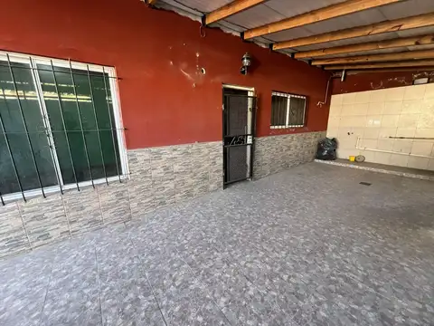 oportunidad en venta casa Moreno zona oeste