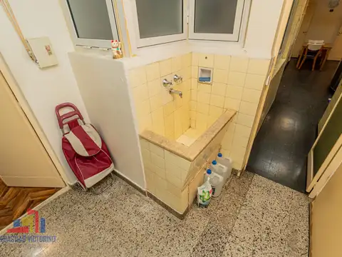 Departamento 4 ambientes con 2 baños