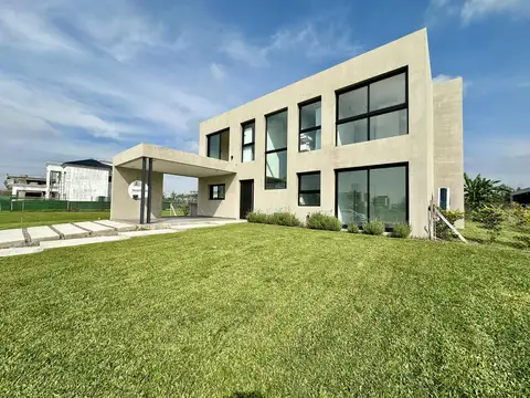 Sargento cabral  al 3200