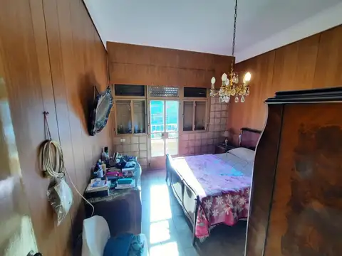 Avenida Juan Bautista Alberdi 5900