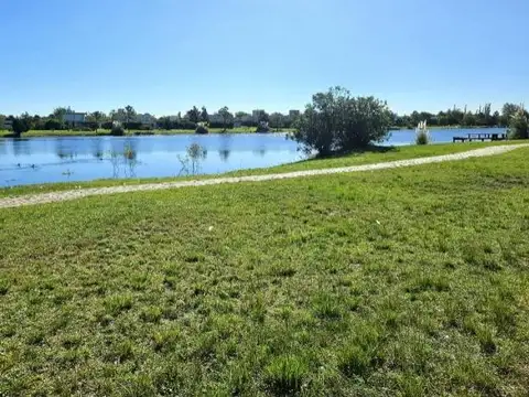 ULTIMO LOTE DISPONIBLE AL LAGO