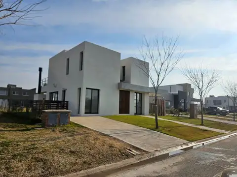Casa en Venta en San Pablo, USD 260.000