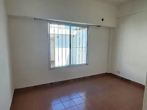 Depto Tipo Casa en Alquiler de 2 dormitorios