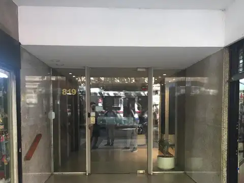 DEPARTAMENTO SOBRE AVENIDA TODO LUZ Y SOL  2 DORM. GRAN VISTA CIUDAD Y RIO