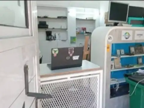 Local centro Lanus Este