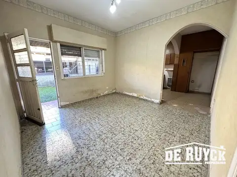 Casa en Venta con 1 cochera