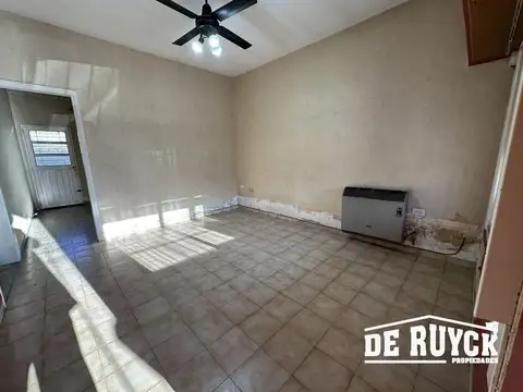 Casa en Venta en Quilmes Oeste, USD 99.900