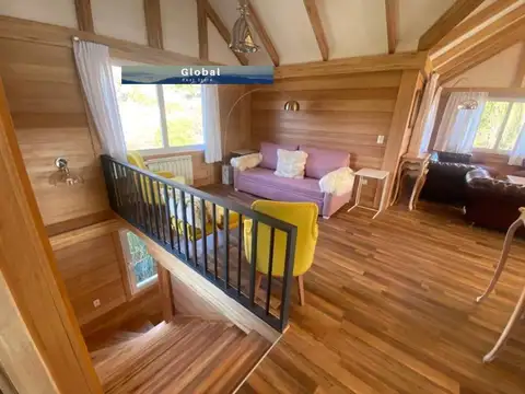 Casa en Alquiler Temporal con 2 cocheras