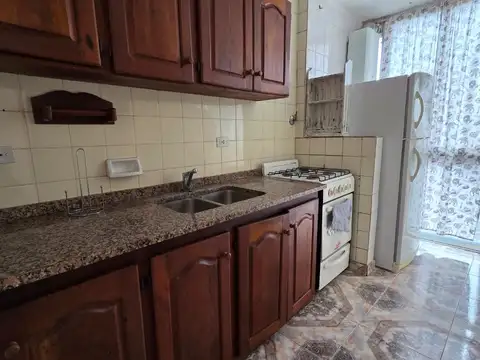 Departamento 4 ambientes con 1 baño