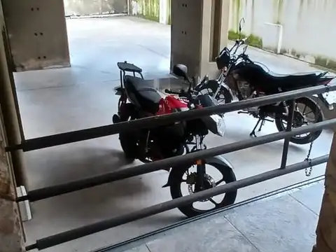 Departamento en Alquiler en Lanus Este, $ 450.000